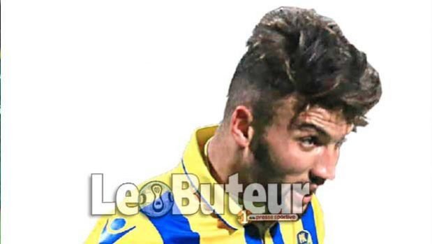 Le chhampion buteur d'Algerie jmg football Zakaria NAidji